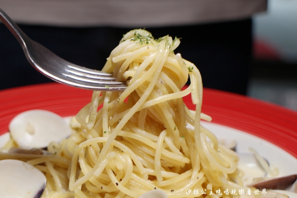 Bello Pasta：三峽北大美食餐廳『Bello Pasta』大份量平價義大利麵/濃湯/飲料無限供應/北大商場