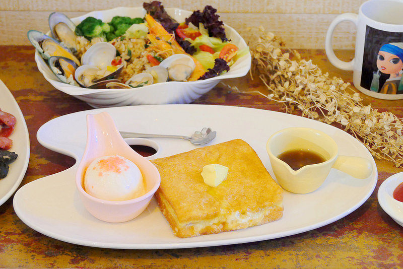 筆加索創意料理:港味義式料理 還有會發光的氣泡飲料好拍又好喝!想吃早午餐 義大利麵 燉飯跟焗烤通通有!