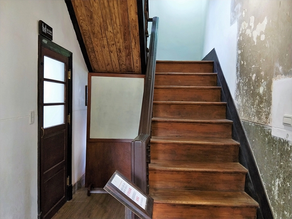 一德洋樓：【台中市景點】一德洋樓~結合愛情和巴洛克式的歷史建築 禧院喜餅客制化 品味洋樓甜點