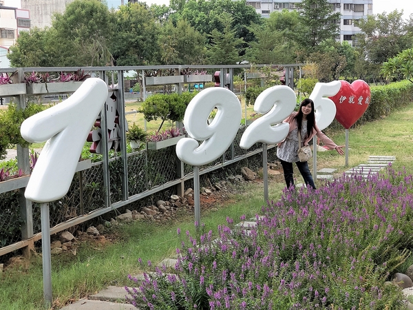 一德洋樓：【台中市景點】一德洋樓~結合愛情和巴洛克式的歷史建築 禧院喜餅客制化 品味洋樓甜點