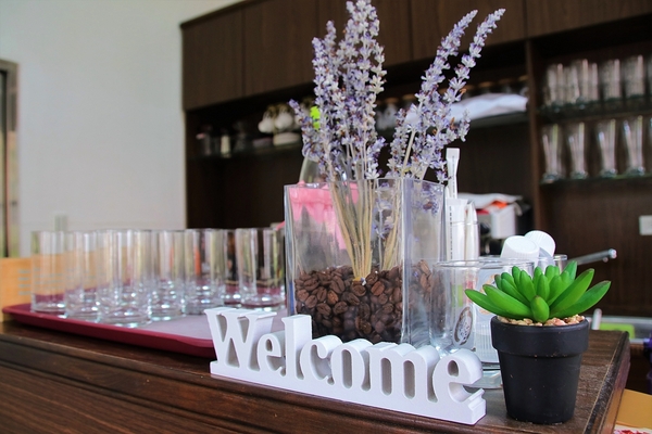 一德洋樓：【台中市景點】一德洋樓~結合愛情和巴洛克式的歷史建築 禧院喜餅客制化 品味洋樓甜點