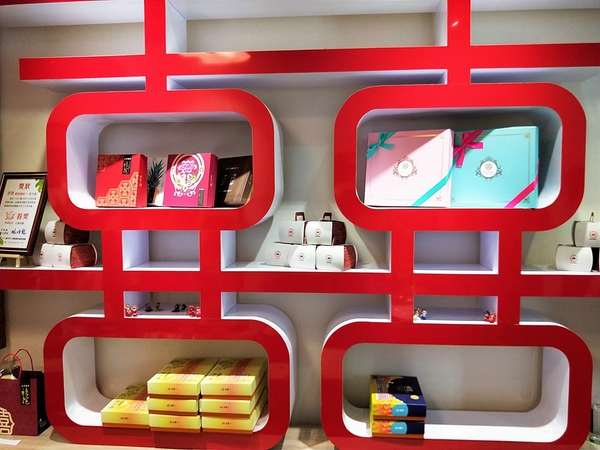 一德洋樓：【台中市景點】一德洋樓~結合愛情和巴洛克式的歷史建築 禧院喜餅客制化 品味洋樓甜點