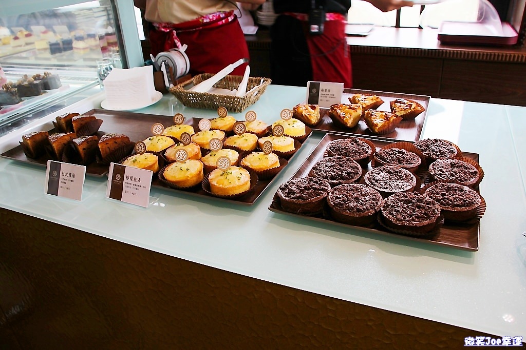 北屯|台中IG熱門打卡新景點，甜點吸睛的歴史建築一德洋樓。 - 微笑Joe幸運