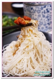 唐太盅養生燉品甜湯(公益創始店)：台中養生料理／愛評體驗券．好吃又好玩的燉品甜湯專賣店──唐太盅養生燉品甜湯