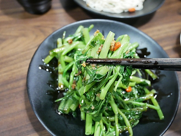 唐太盅:唐太盅-台中勤美附近養生燉品 一人一盅剛剛好 誰說夏天不能進補 吃好吃滿最健康 還有冰涼甜品收尾好享受