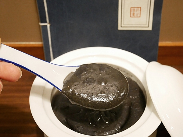 唐太盅:唐太盅-台中勤美附近養生燉品 一人一盅剛剛好 誰說夏天不能進補 吃好吃滿最健康 還有冰涼甜品收尾好享受