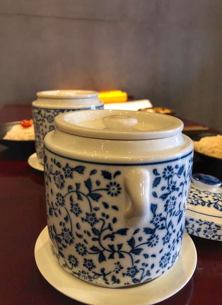 唐太盅:唐太盅養生燉品甜湯-公益創始店(邀約):帝王食補/妙手神品,古樸風格+養生餐點(打卡均享優惠價(๑•̀ㅂ•́)و✧ 還能穿古裝體驗宮廷生活XD