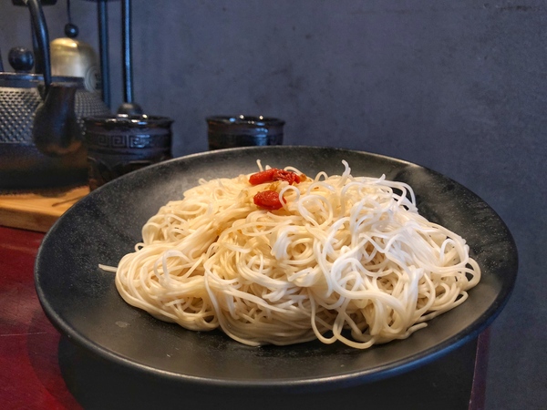 唐太盅:唐太盅養生燉品甜湯-公益創始店(邀約):帝王食補/妙手神品,古樸風格+養生餐點(打卡均享優惠價(๑•̀ㅂ•́)و✧ 還能穿古裝體驗宮廷生活XD