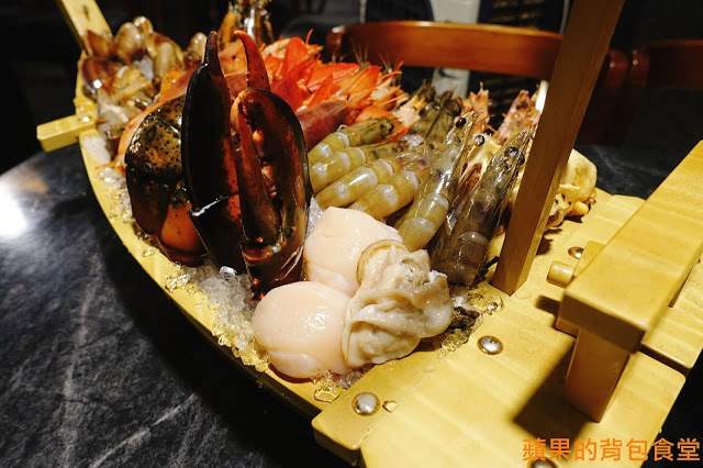 [食記] 新竹東區 - 錵鑶日本料理 新竹旗艦店 鮮嫩無筋生魚片 干貝漢堡 生蠔 有青又多汁 握壽司套餐吃巧又吃飽 新竹美食