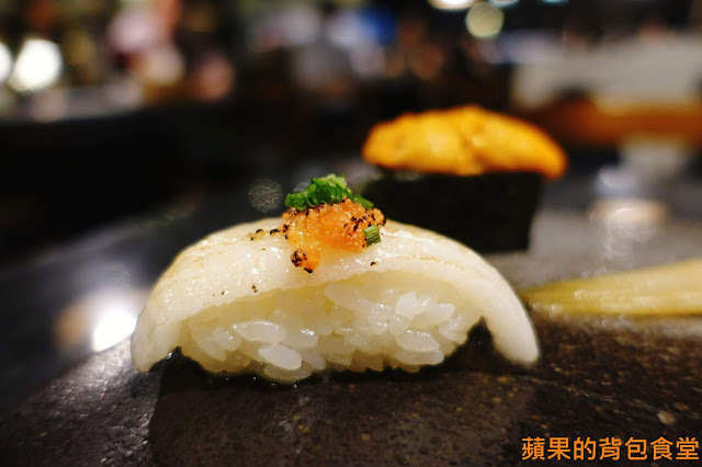 [食記] 新竹東區 - 錵鑶日本料理 新竹旗艦店 鮮嫩無筋生魚片 干貝漢堡 生蠔 有青又多汁 握壽司套餐吃巧又吃飽 新竹美食