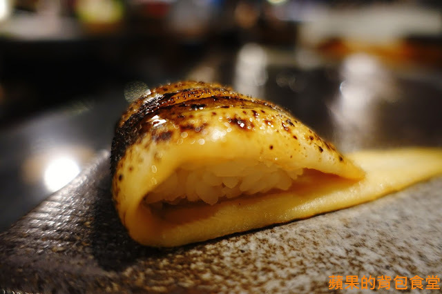 [食記] 新竹東區 - 錵鑶日本料理 新竹旗艦店 鮮嫩無筋生魚片 干貝漢堡 生蠔 有青又多汁 握壽司套餐吃巧又吃飽 新竹美食