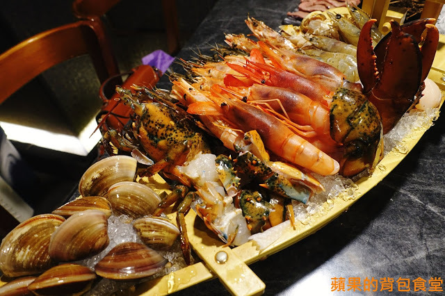 [食記] 新竹東區 - 錵鑶日本料理 新竹旗艦店 鮮嫩無筋生魚片 干貝漢堡 生蠔 有青又多汁 握壽司套餐吃巧又吃飽 新竹美食