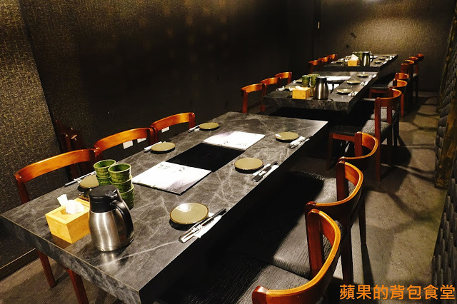 [食記] 新竹東區 - 錵鑶日本料理 新竹旗艦店 鮮嫩無筋生魚片 干貝漢堡 生蠔 有青又多汁 握壽司套餐吃巧又吃飽 新竹美食