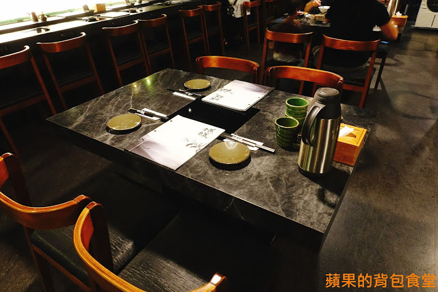 [食記] 新竹東區 - 錵鑶日本料理 新竹旗艦店 鮮嫩無筋生魚片 干貝漢堡 生蠔 有青又多汁 握壽司套餐吃巧又吃飽 新竹美食