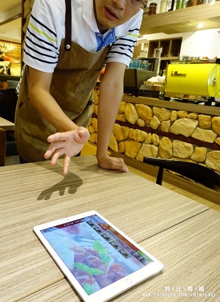 11號咖啡：【萬華美食】11號精品咖啡 嚴選高品質的咖啡  世界級的藝妓咖啡讓您喝到最原始的自然純粹 值得您來細細品嚐！