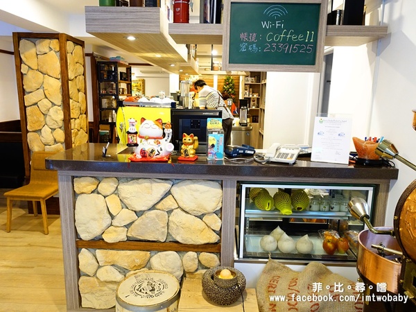 11號咖啡：【萬華美食】11號精品咖啡 嚴選高品質的咖啡  世界級的藝妓咖啡讓您喝到最原始的自然純粹 值得您來細細品嚐！