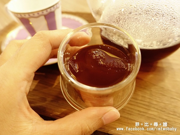 11號咖啡：【萬華美食】11號精品咖啡 嚴選高品質的咖啡  世界級的藝妓咖啡讓您喝到最原始的自然純粹 值得您來細細品嚐！