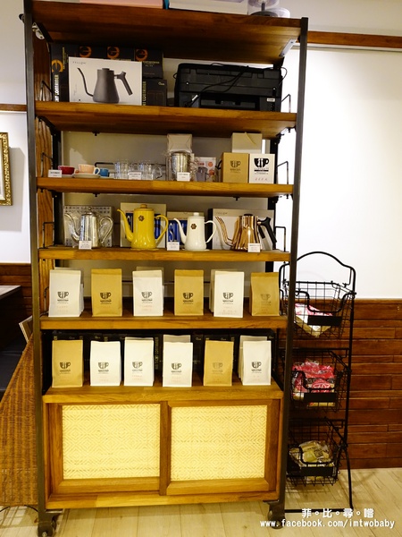 11號咖啡：【萬華美食】11號精品咖啡 嚴選高品質的咖啡  世界級的藝妓咖啡讓您喝到最原始的自然純粹 值得您來細細品嚐！