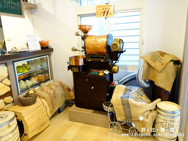 11號咖啡：【萬華美食】11號精品咖啡 嚴選高品質的咖啡  世界級的藝妓咖啡讓您喝到最原始的自然純粹 值得您來細細品嚐！
