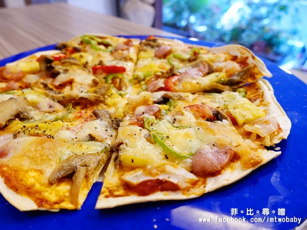 11號咖啡：【萬華美食】11號精品咖啡 嚴選高品質的咖啡  世界級的藝妓咖啡讓您喝到最原始的自然純粹 值得您來細細品嚐！