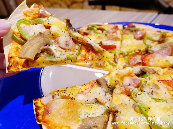 11號咖啡：【萬華美食】11號精品咖啡 嚴選高品質的咖啡  世界級的藝妓咖啡讓您喝到最原始的自然純粹 值得您來細細品嚐！