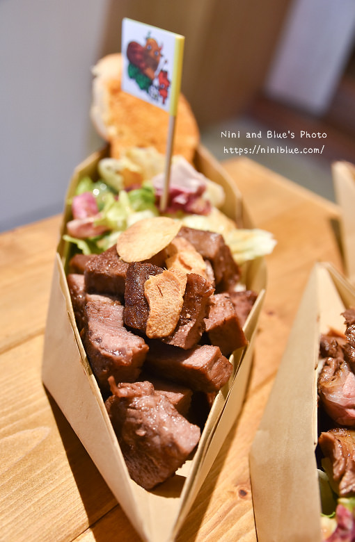 逢甲美食小吃吃吃的牛排外帶船24