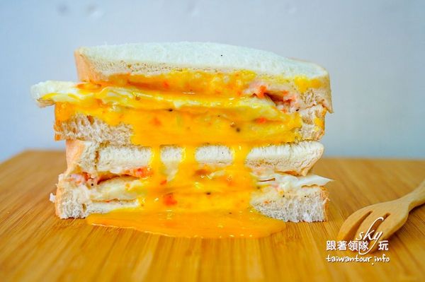 晨吉司漢肉排蛋吐司(大園中山北店)：大園爆漿肉排蛋吐司【晨吉司漢-大園中山北店】