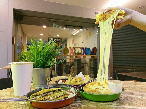 9PM 玖點:9PM 玖點-台灣大道超夯美食 晚上九點才營業 牽絲無極限的焗烤三明治 燒得大家體無完膚 快來找超美闆娘吃宵夜