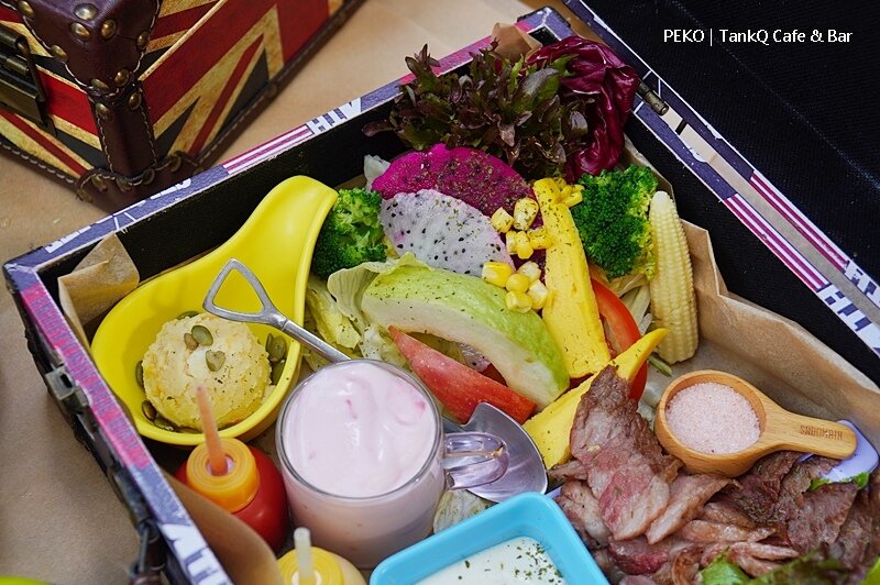 TankQ Cafe & Bar.松江南京美食.松江南京早午餐.TankQ早午餐.TankQ Cafe&Bar菜單.行李箱早午餐.台北美式餐廳.