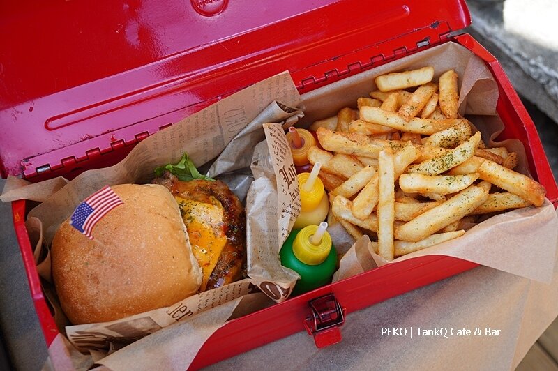 TankQ Cafe & Bar.松江南京美食.松江南京早午餐.TankQ早午餐.TankQ Cafe&Bar菜單.行李箱早午餐.台北美式餐廳.