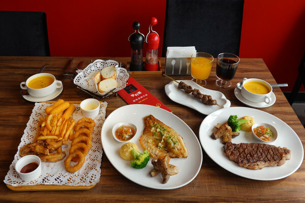 物超所值的信義區餐廳-六張犁站亨利客原味炭烤牛排，亨利客頂級牛排就愛大口吃88折、壽星生日優惠