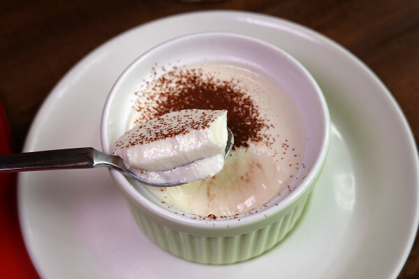 物超所值的信義區餐廳-六張犁站亨利客原味炭烤牛排，亨利客頂級牛排就愛大口吃88折、壽星生日優惠