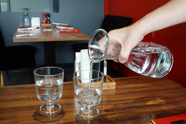 物超所值的信義區餐廳-六張犁站亨利客原味炭烤牛排，亨利客頂級牛排就愛大口吃88折、壽星生日優惠