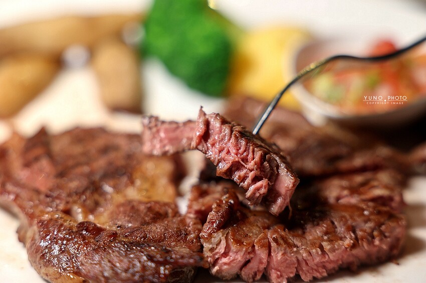 台北牛排控必訪！六張犁站亨利客原味炭烤牛排，高CP值Prime級牛排。