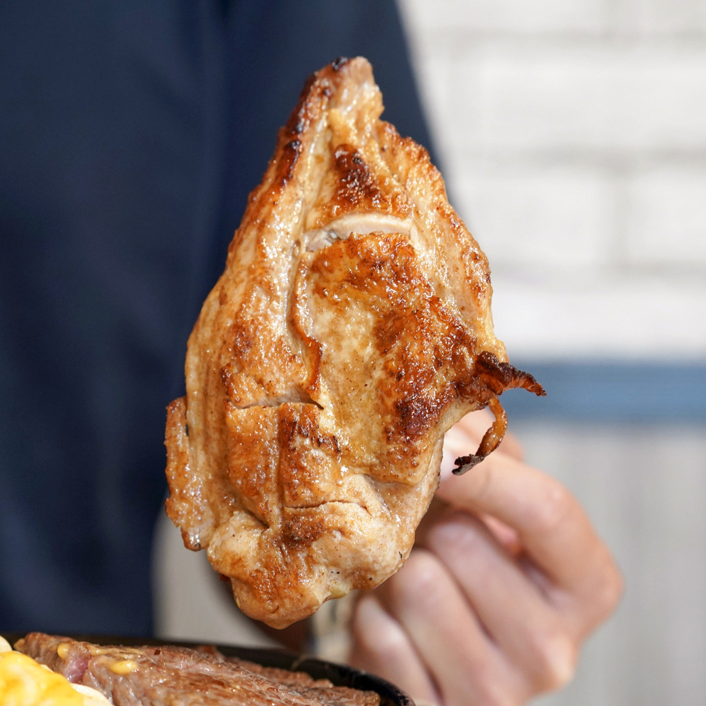 【台南平價牛排】魔力牛牛排館│雙拼大滿足！份量大選擇多超有C