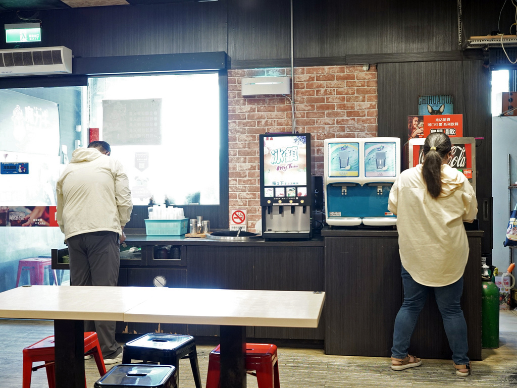 【台南平價牛排】魔力牛牛排館│雙拼大滿足！份量大選擇多超有C