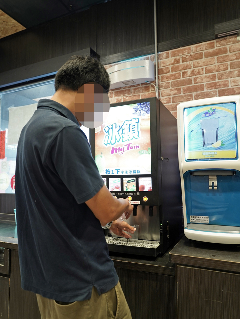 【台南平價牛排】魔力牛牛排館│雙拼大滿足！份量大選擇多超有C