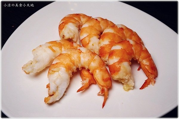 新家香 沙茶火鍋城：新家香沙茶火鍋城║食尚玩家推薦，燒酒烏骨雞、燒酒大草蝦，火鍋、串燒一次滿足(還有個人鍋唷)