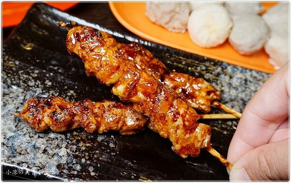 新家香 沙茶火鍋城：新家香沙茶火鍋城║食尚玩家推薦，燒酒烏骨雞、燒酒大草蝦，火鍋、串燒一次滿足(還有個人鍋唷)