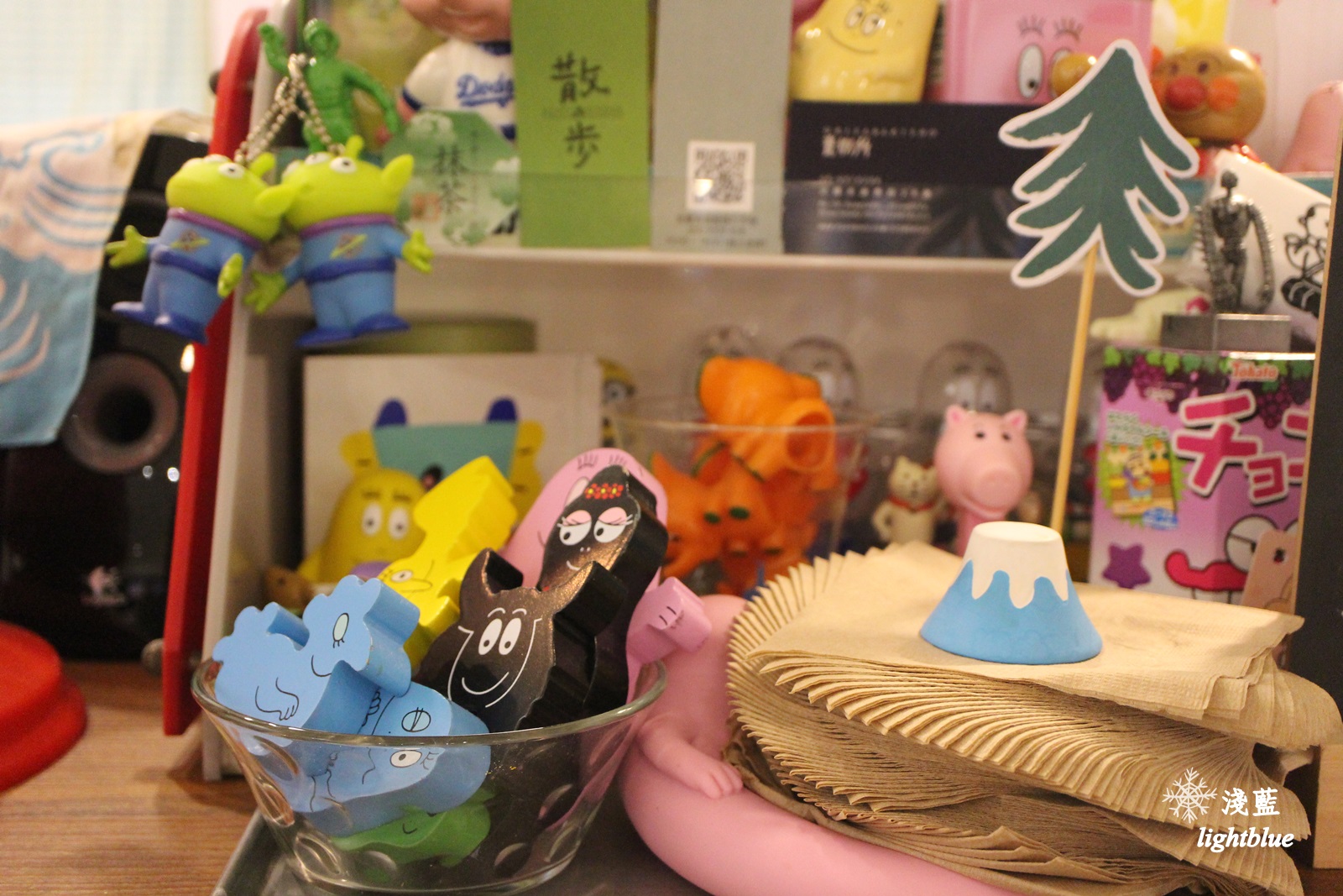 宜蘭美食:淺藍 × 小亀有 kaki gori~抹茶甜品便宜又好吃,店內復古小物與乾燥花超好拍