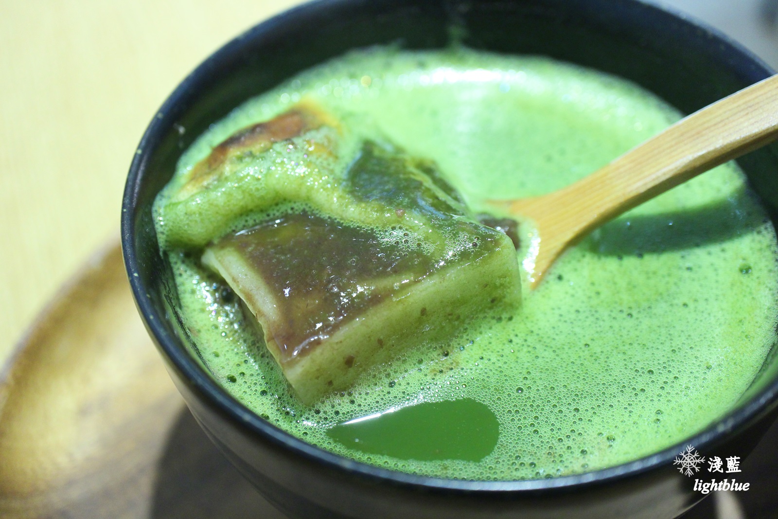 宜蘭美食:淺藍 × 小亀有 kaki gori~抹茶甜品便宜又好吃,店內復古小物與乾燥花超好拍