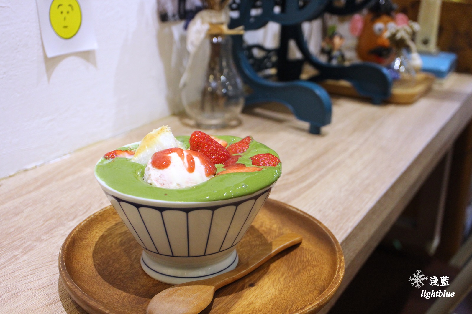 宜蘭美食:淺藍 × 小亀有 kaki gori~抹茶甜品便宜又好吃,店內復古小物與乾燥花超好拍