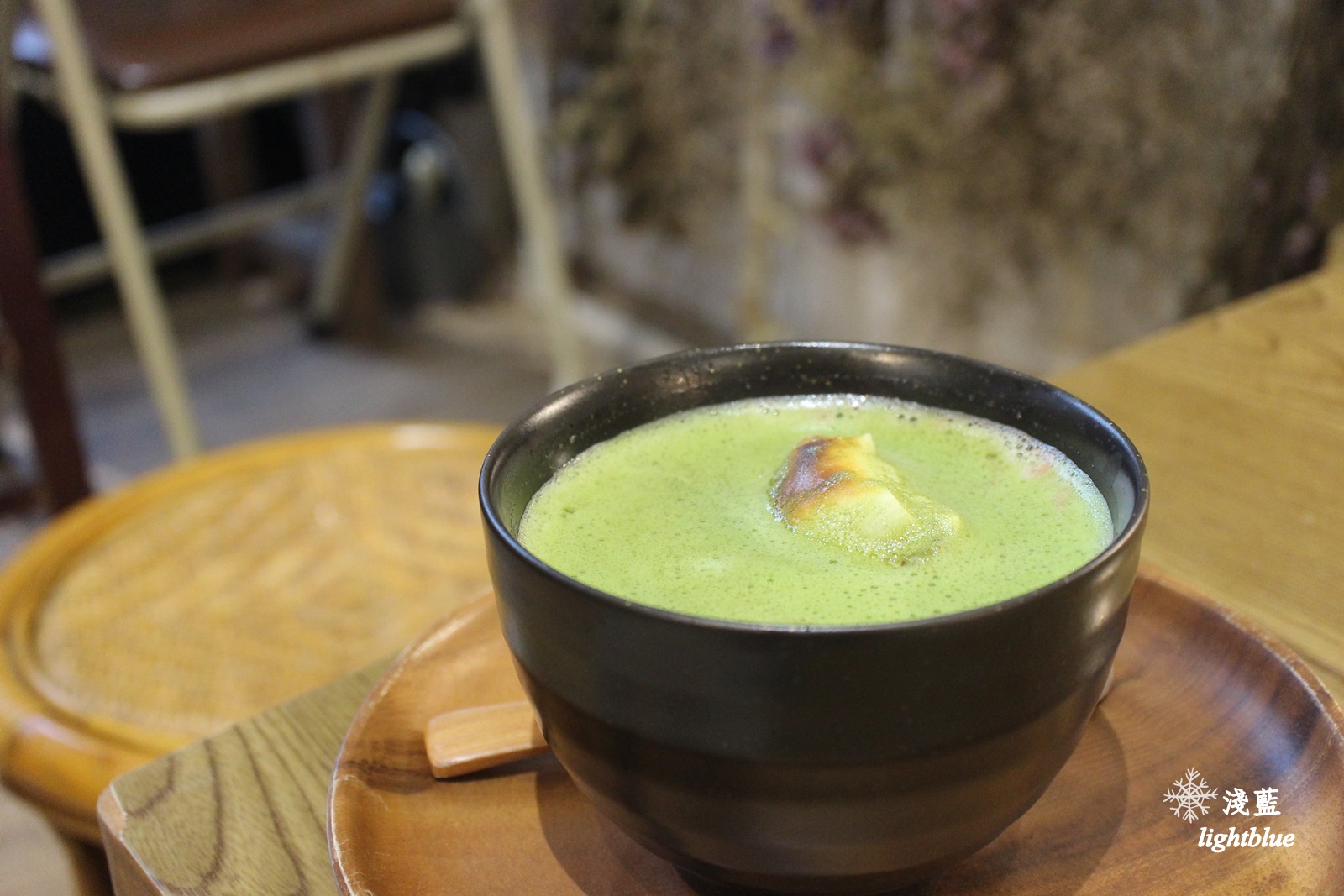 宜蘭美食:淺藍 × 小亀有 kaki gori~抹茶甜品便宜又好吃,店內復古小物與乾燥花超好拍