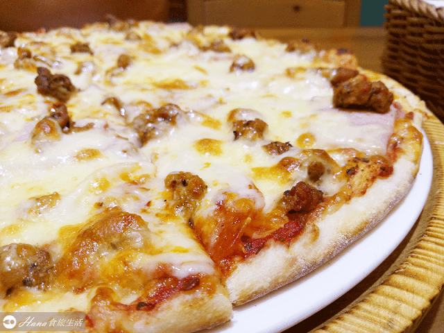 【新北三重】威立手工披薩 WEILI PIZZA | 巷弄好評隱藏美食 鄉村風親子小店 義大利麵和披薩都好吃 用料大方份量足 飲料喝到飽