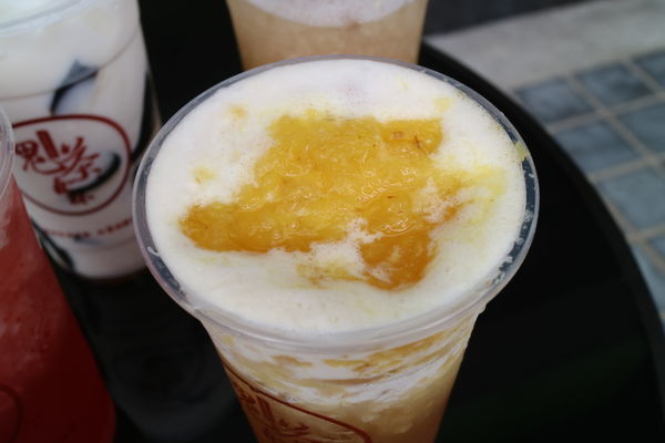 台南飲料外送鬼茶森林台南大成店黃金芒果綠茶