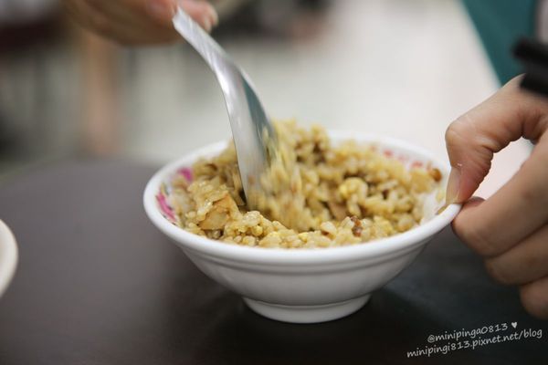 三重平價美食_三重現做赤肉羹_食尚玩家三重赤肉羹_三重午餐_三重有名小吃