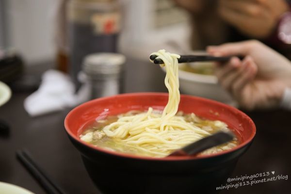 三重平價美食_三重現做赤肉羹_食尚玩家三重赤肉羹_三重午餐_三重有名小吃