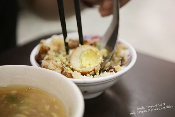 三重平價美食_三重現做赤肉羹_食尚玩家三重赤肉羹_三重午餐_三重有名小吃