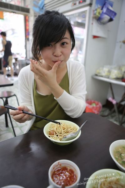 三重平價美食_三重現做赤肉羹_食尚玩家三重赤肉羹_三重午餐_三重有名小吃