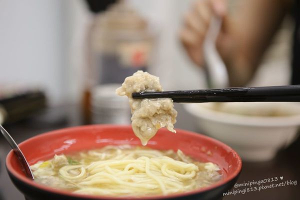 三重平價美食_三重現做赤肉羹_食尚玩家三重赤肉羹_三重午餐_三重有名小吃